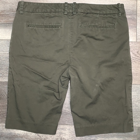 Army Green Long Women’s shorts - Picture 3 of 6